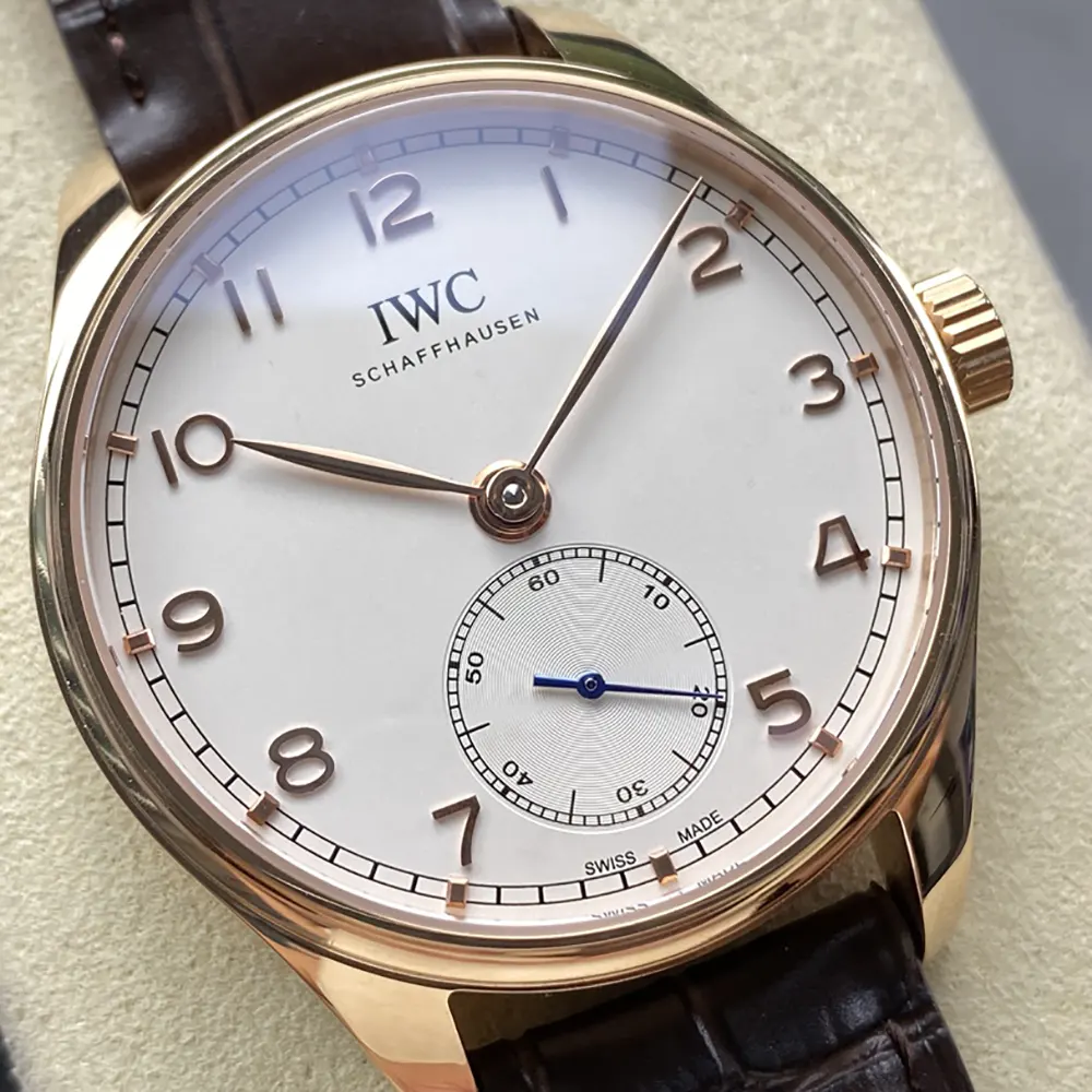 IWC Men Portugieser Automatic 40 Past Collections 2020 IW358306 (3)