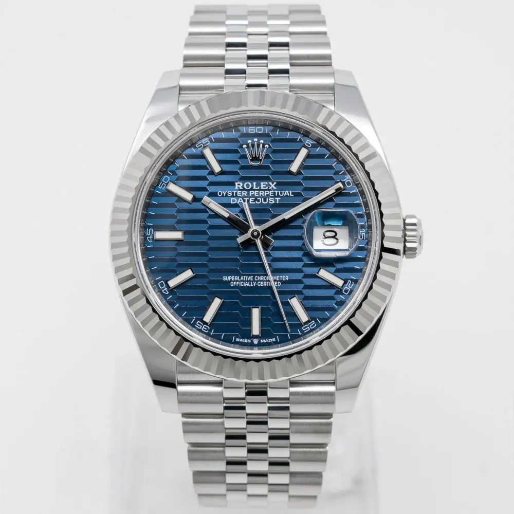 Rolex Men Datejust 41 mm in White Gold and Steel Blue (1)