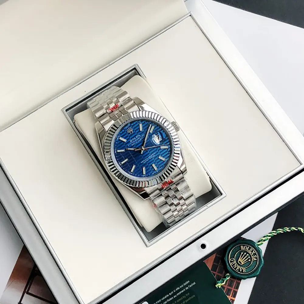 Rolex Men Datejust 41 mm in White Gold and Steel Blue (2)