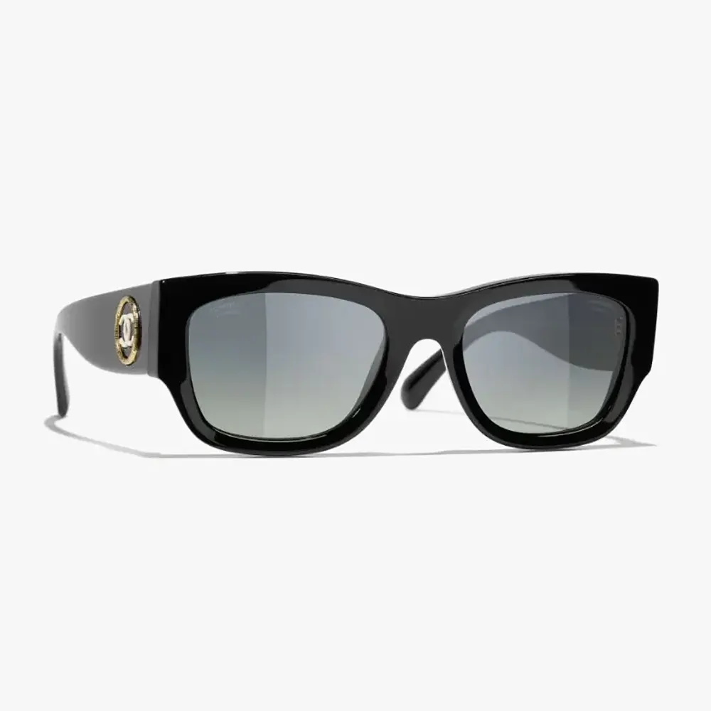 Chanel Unisex Rectangle Sunglasses A71562X02016 (1)