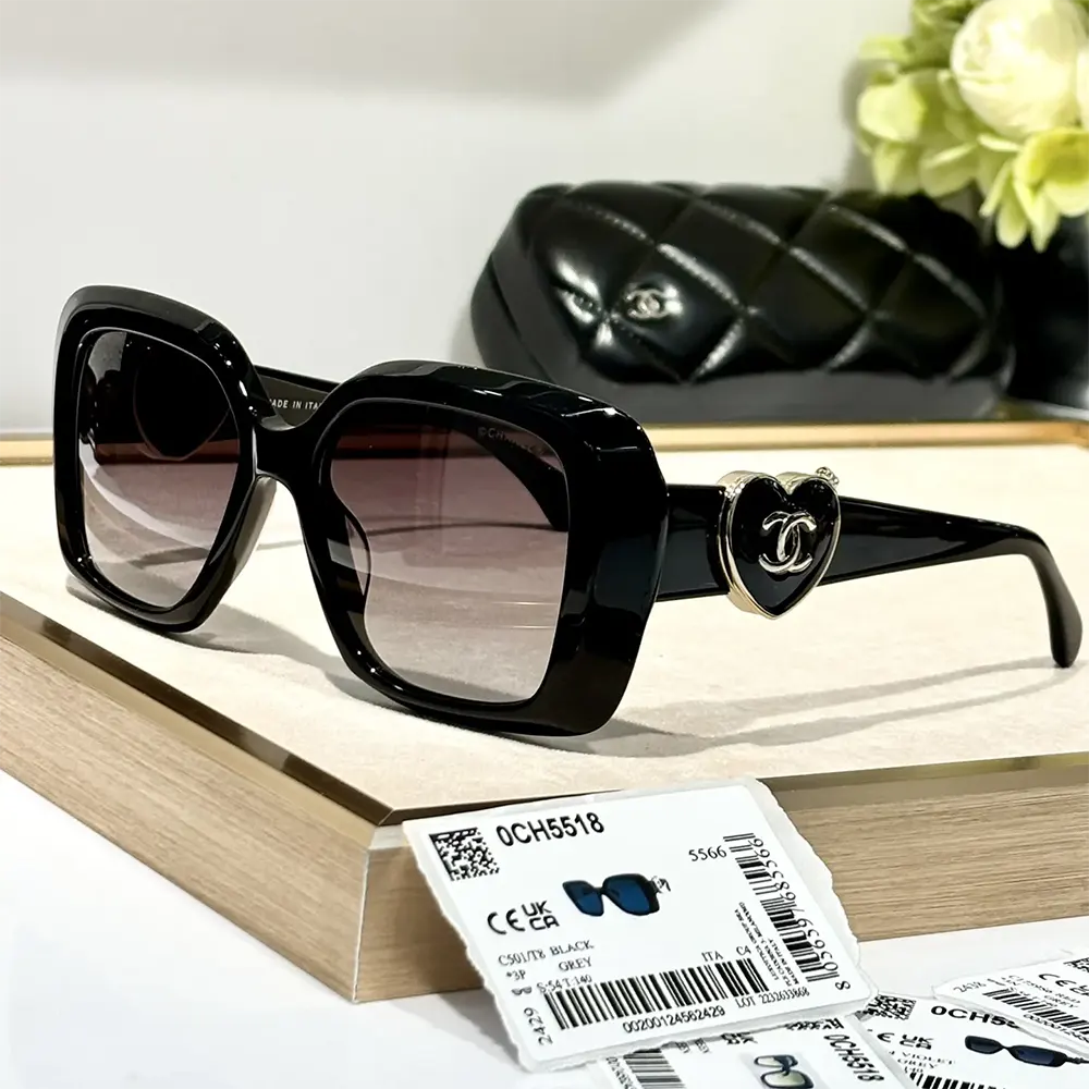 Chanel Unisex Rectangle Sunglasses A71590 X08101 (5)