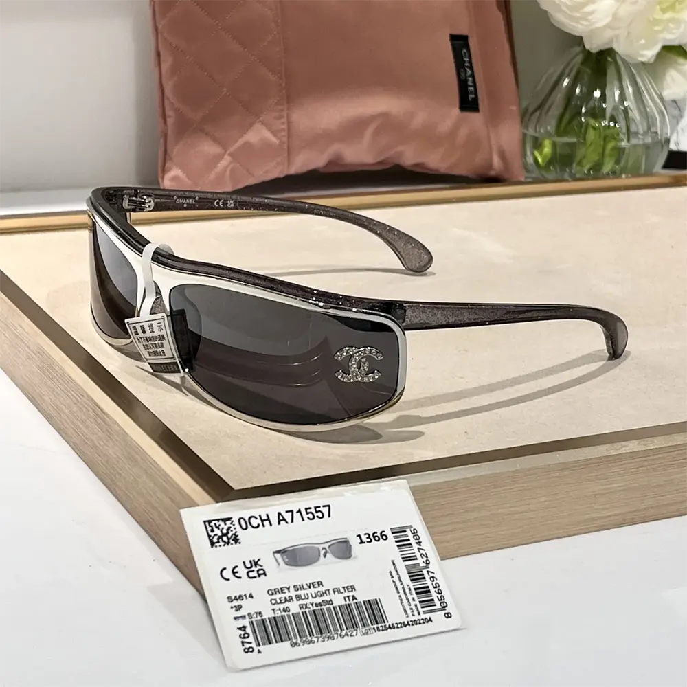 Chanel Unisex Shield Sunglasses A71557X02081 (3)