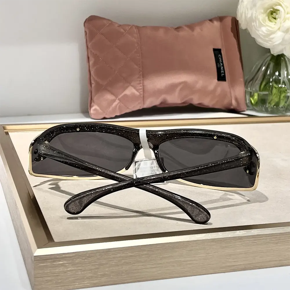 Chanel Unisex Shield Sunglasses A71557X02081 (8)
