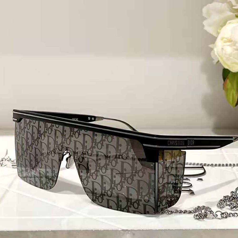 Dior Women DiorClub M1U Black Dior Oblique Mask Sunglasses (4)
