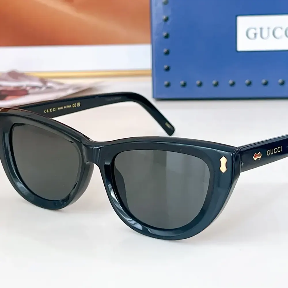 Gucci Unisex Cat-eye Frame Sunglasses 778094J07401012 (3)