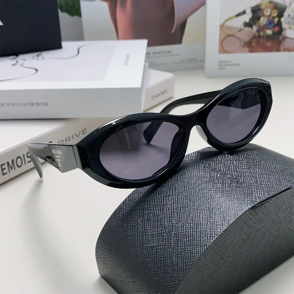 Prada Unisex Symbole Sunglasses-Black SPR26Z_E16K_FE08Z_C_A056 (10)