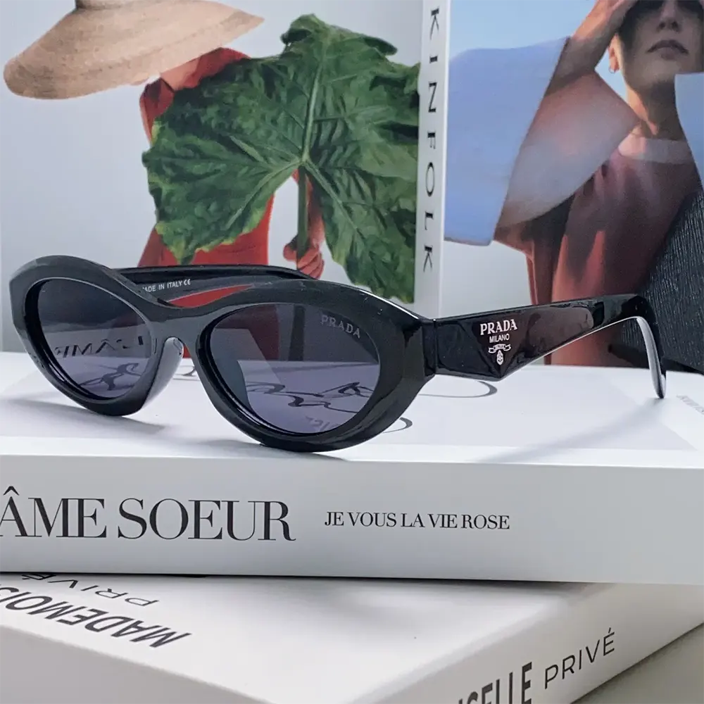 Prada Unisex Symbole Sunglasses-Black SPR26Z_E16K_FE08Z_C_A056 (3)