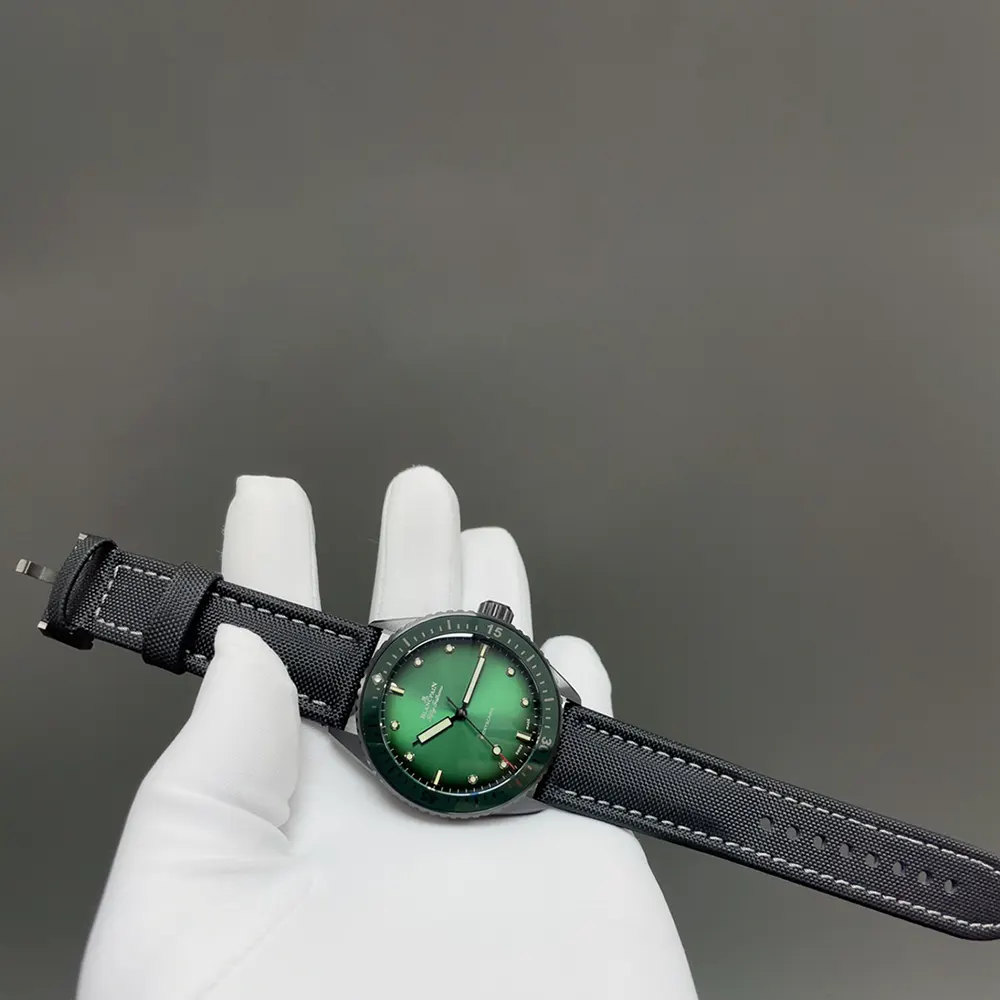 Blancpain Fifty Fathoms Bathyscaphe Mokarran Limited Edition in Green (3)