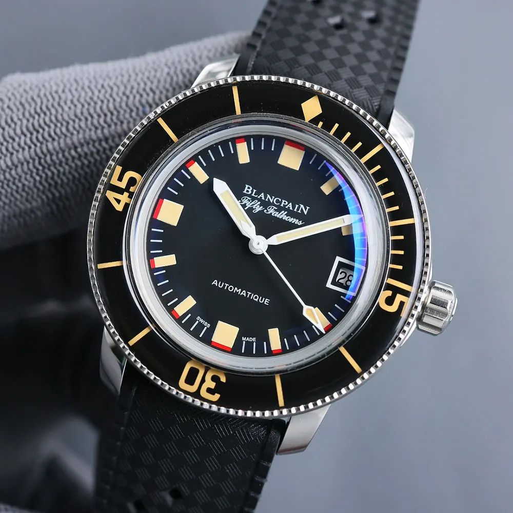 Blancpain Men Fifty Fathoms Barakuda 40.3mm in Black (3)