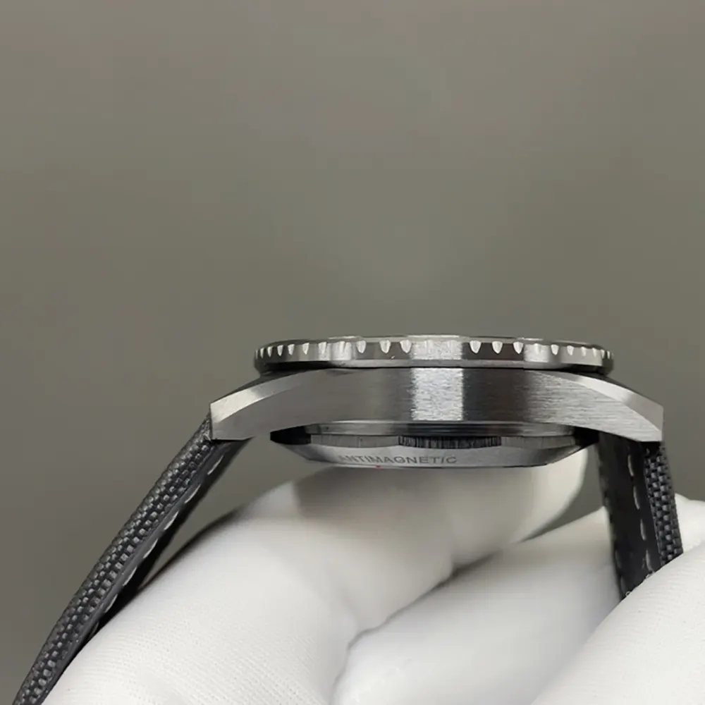 Blancpain Men Fifty Fathoms Bathyscaphe Ceramic 43.6mm in Black (6)