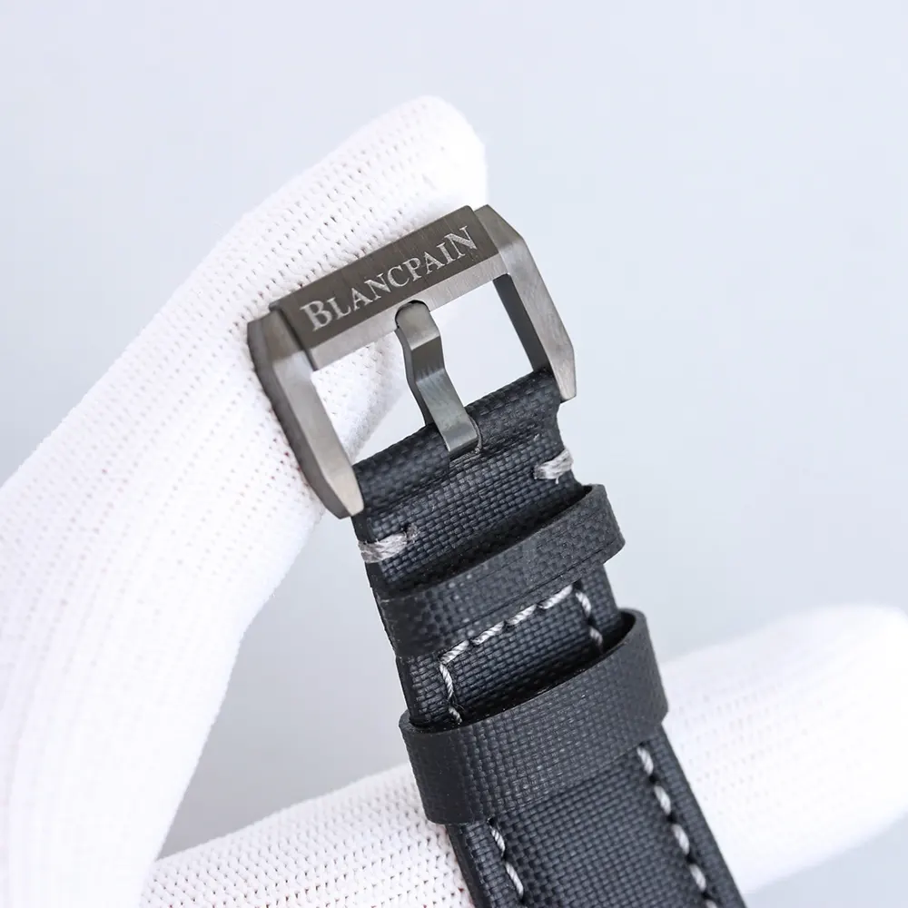 Blancpain Men Fifty Fathoms Bathyscaphe Quantième 43mm in Black (10)