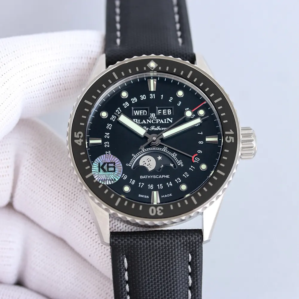 Blancpain Men Fifty Fathoms Bathyscaphe Quantième 43mm in Black (4)