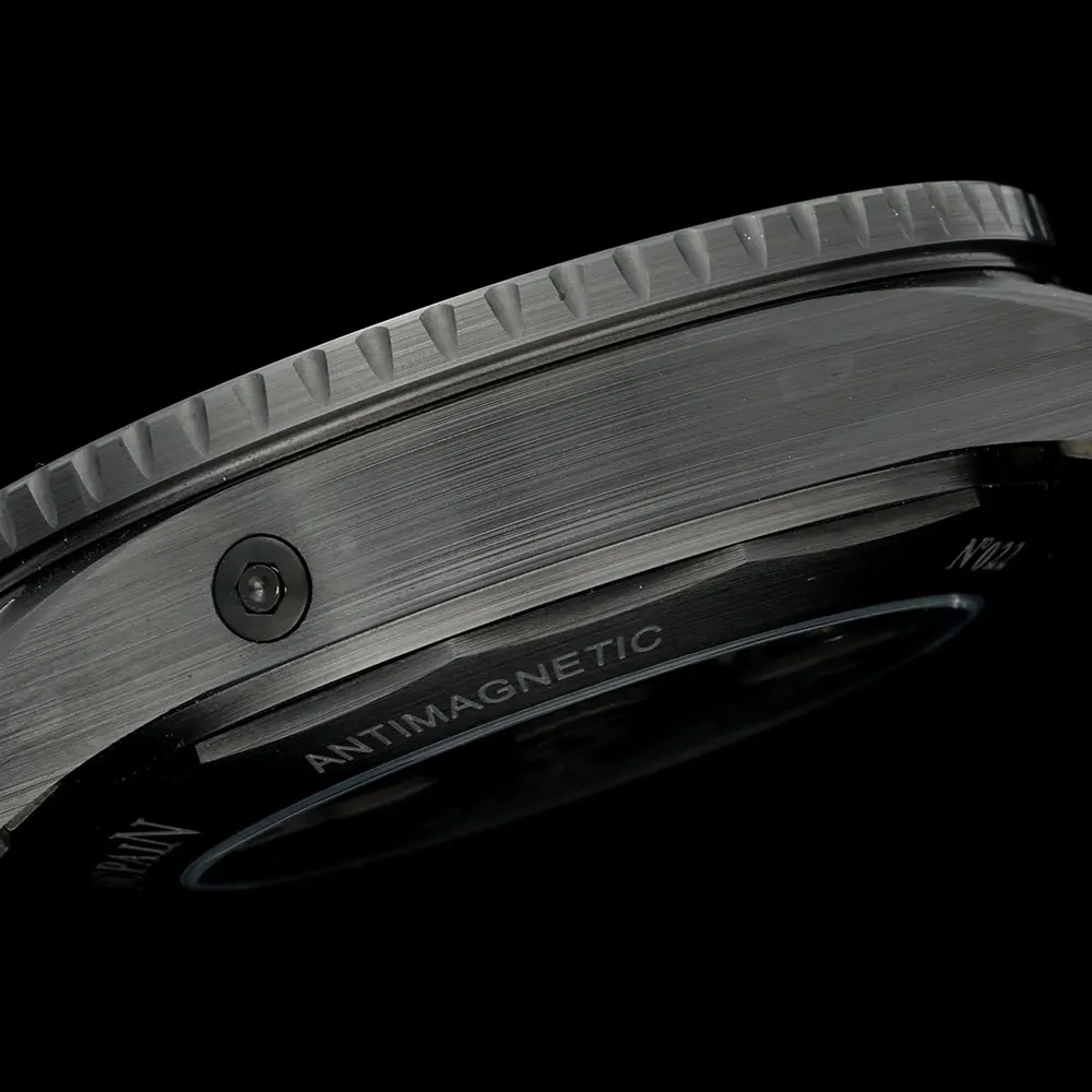 Blancpain Men Fifty Fathoms Bathyscaphe Quantième Complet Phases de Lune 43mm in Black (9)