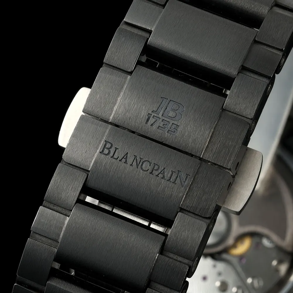 Blancpain Men Fifty Fathoms Bathyscaphe Quantième Complet Phases de Lune 43mm in Blue (16)