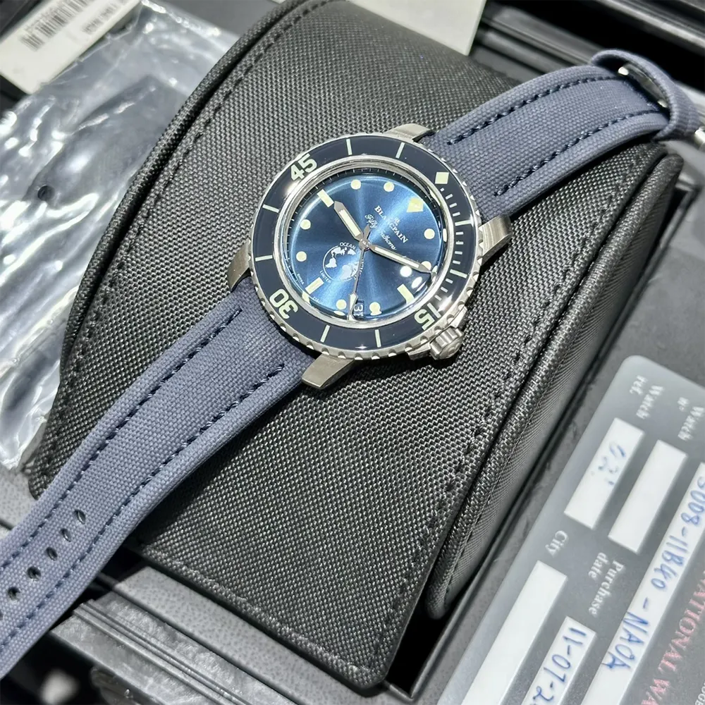 Blancpain Men Fifty Fathoms Ocean Commitment III 40.3 mm in Blue (6)