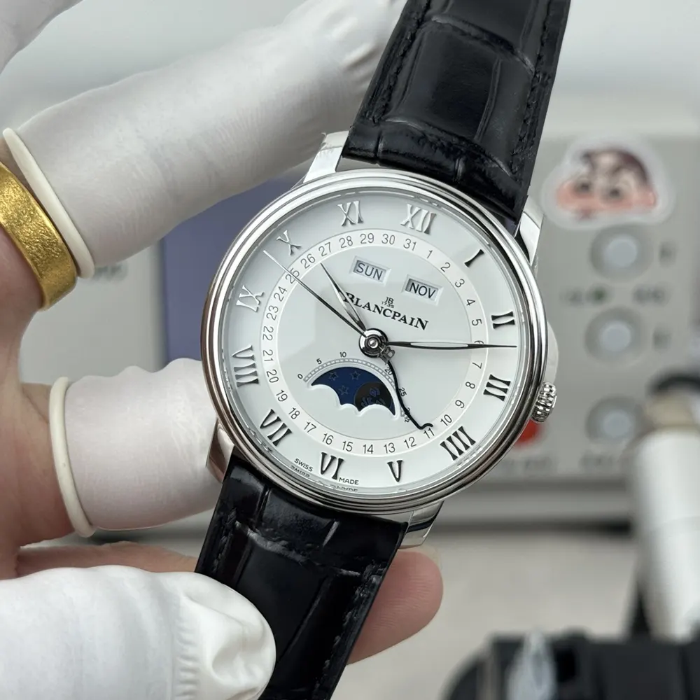 Blancpain Men Villeret Automatic 40mm in White Dial (3)