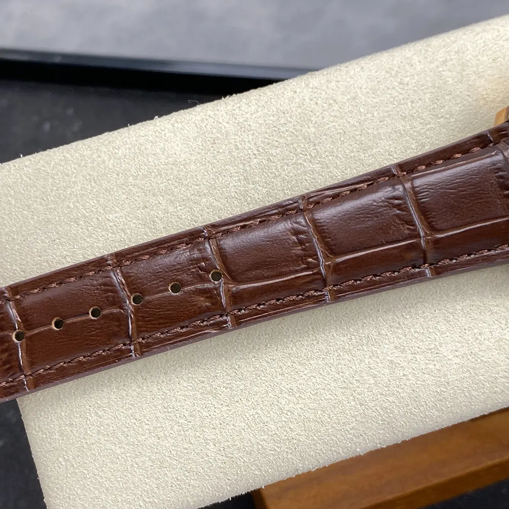 Blancpain Men Villeret Quantième Complet 37.0mm in Red Gold (10)