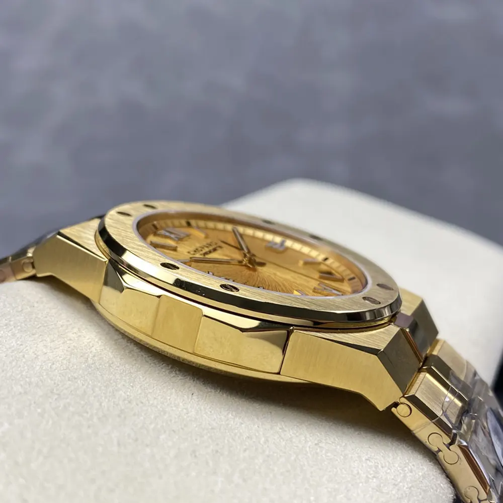 Chopard Men Alpine Eagle 41 in Yellow Gold 295363-0001 (6)