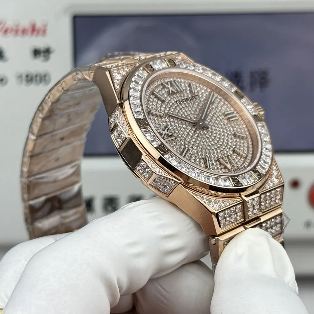 Chopard Men Alpine Eagle 41 mm in 18K Rose Gold and Diamonds (7)