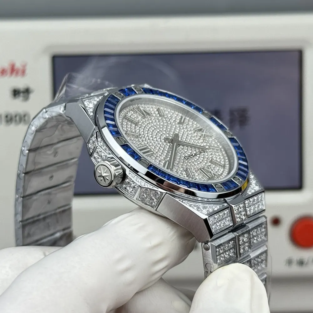 Chopard Men Alpine Eagle 41 mm in White Gold and Aapphires (8)