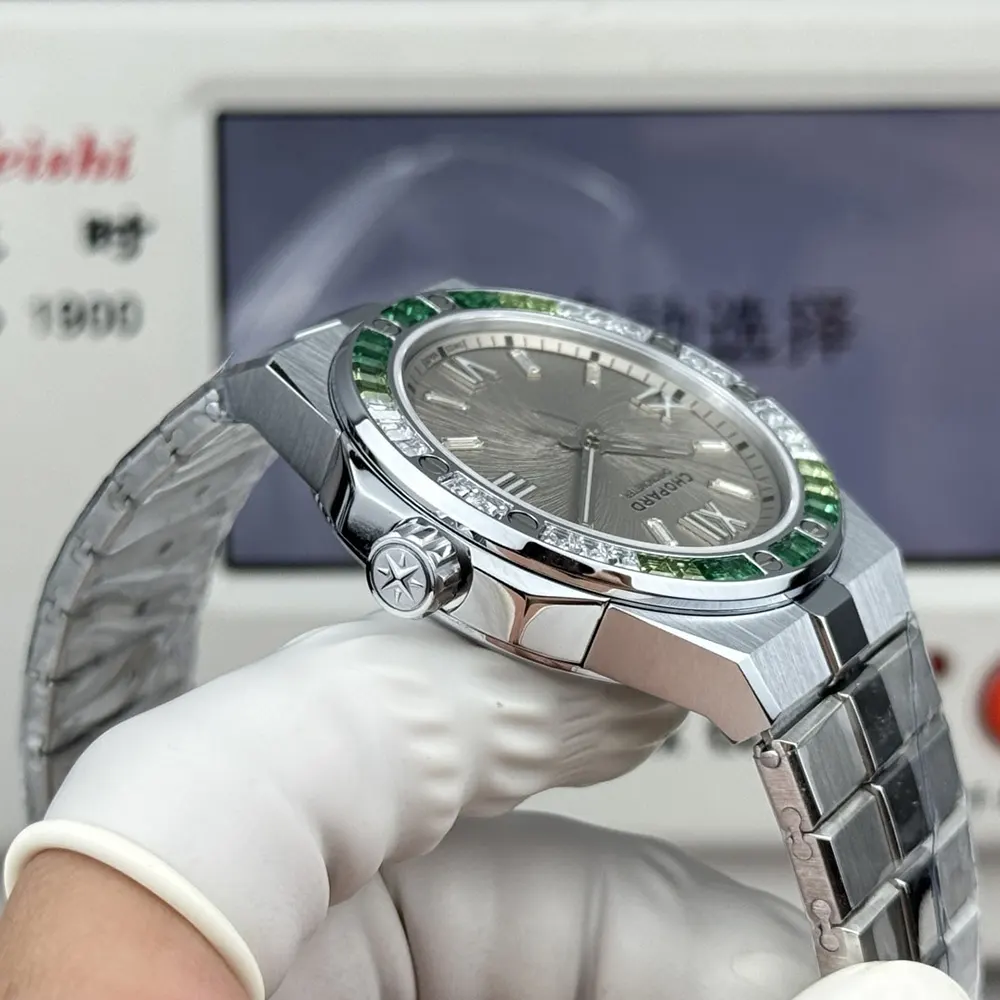 Chopard Men Alpine Eagle 41 mm in White Gold and Tsavorites (7)