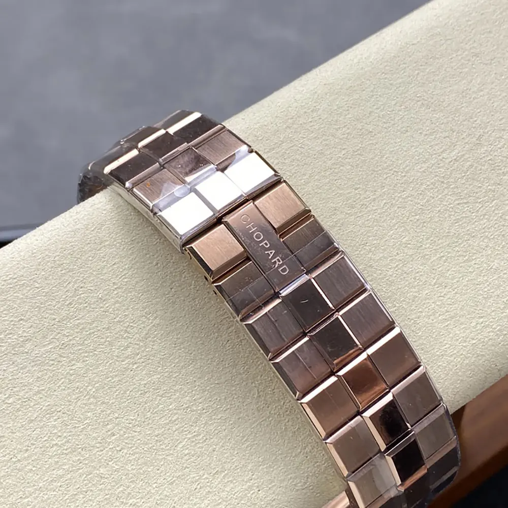 Chopard Men Alpine Eagle 41mm in Rose Gold amd Red (10)