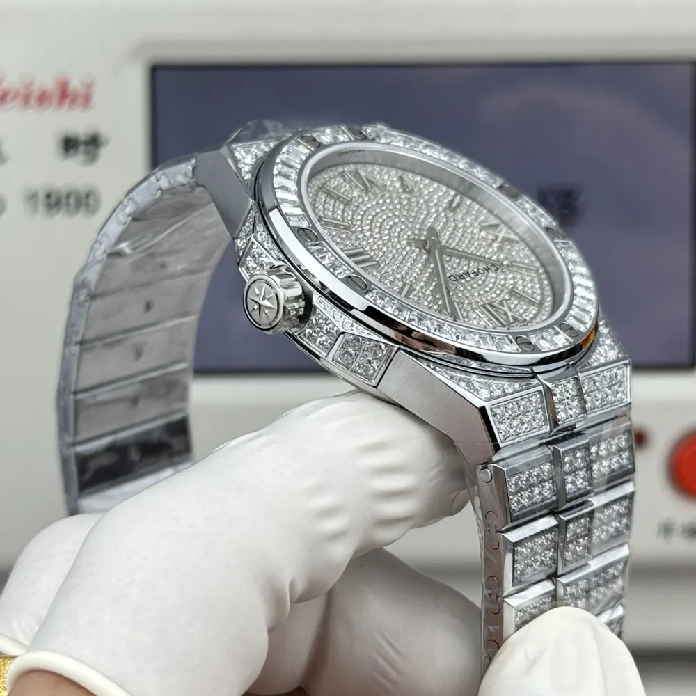 Chopard Men Alpine Eagle 41mm in White Gold and Diamonds (8)