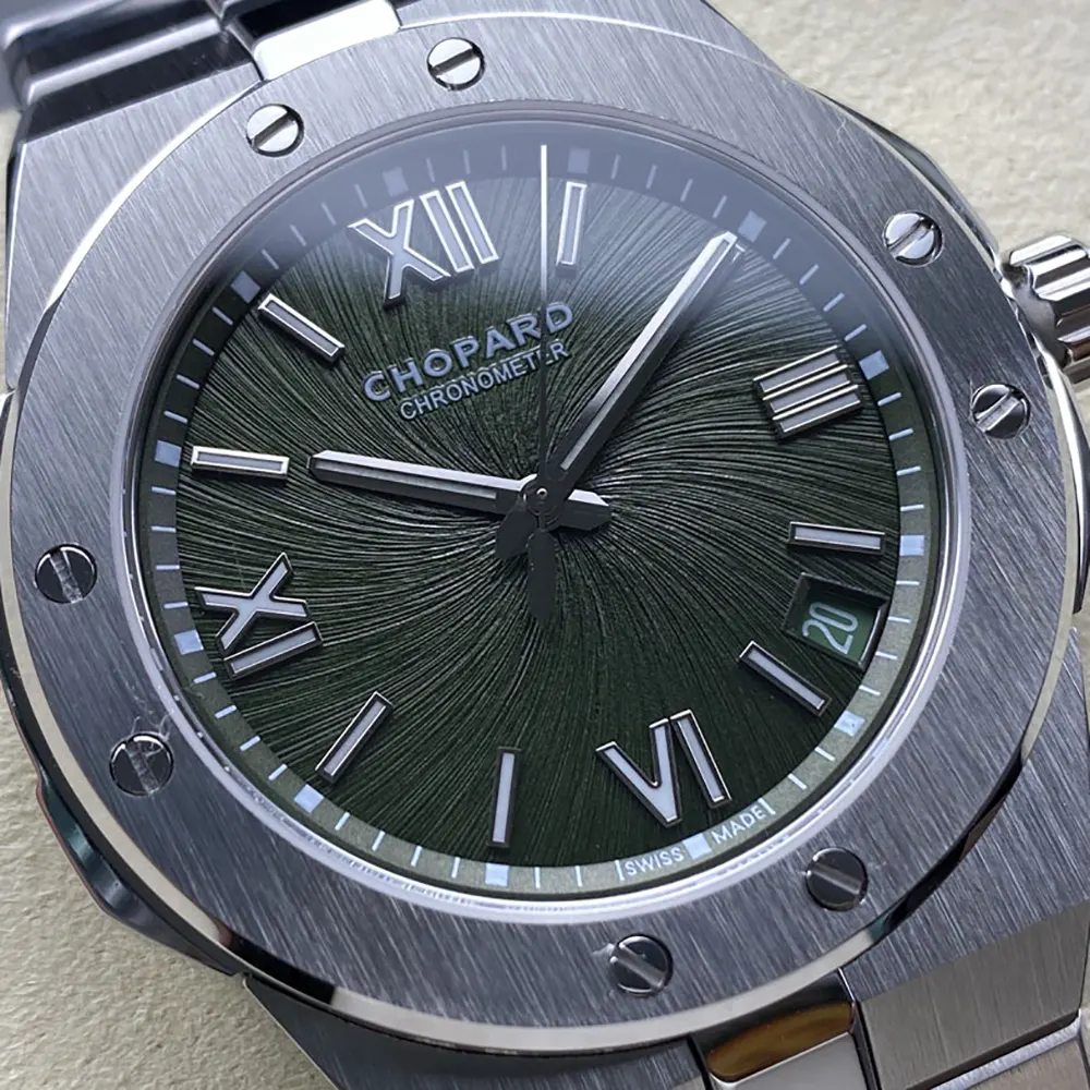 Chopard Men Alpine Eagle Automatic 41 mm in Green (3)