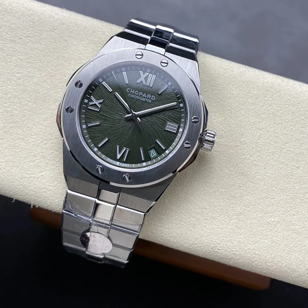 Chopard Men Alpine Eagle Automatic 41 mm in Green (6)