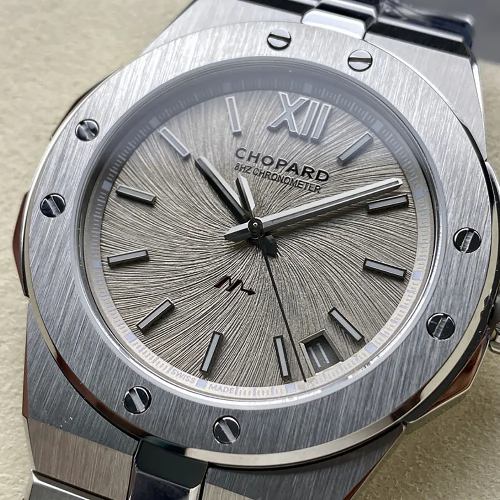 Chopard Men Alpine Eagle Cadence 8HF 41mm in Grey (4)