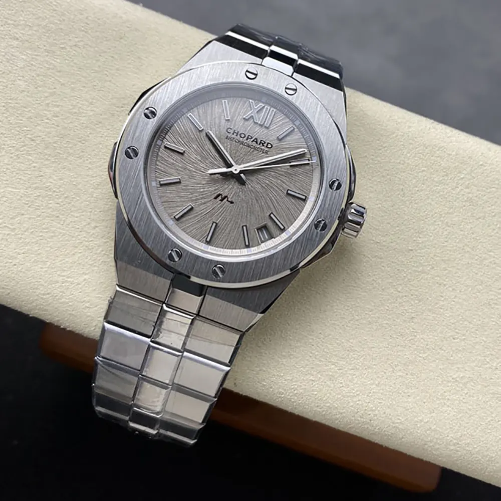 Chopard Men Alpine Eagle Cadence 8HF 41mm in Grey (6)