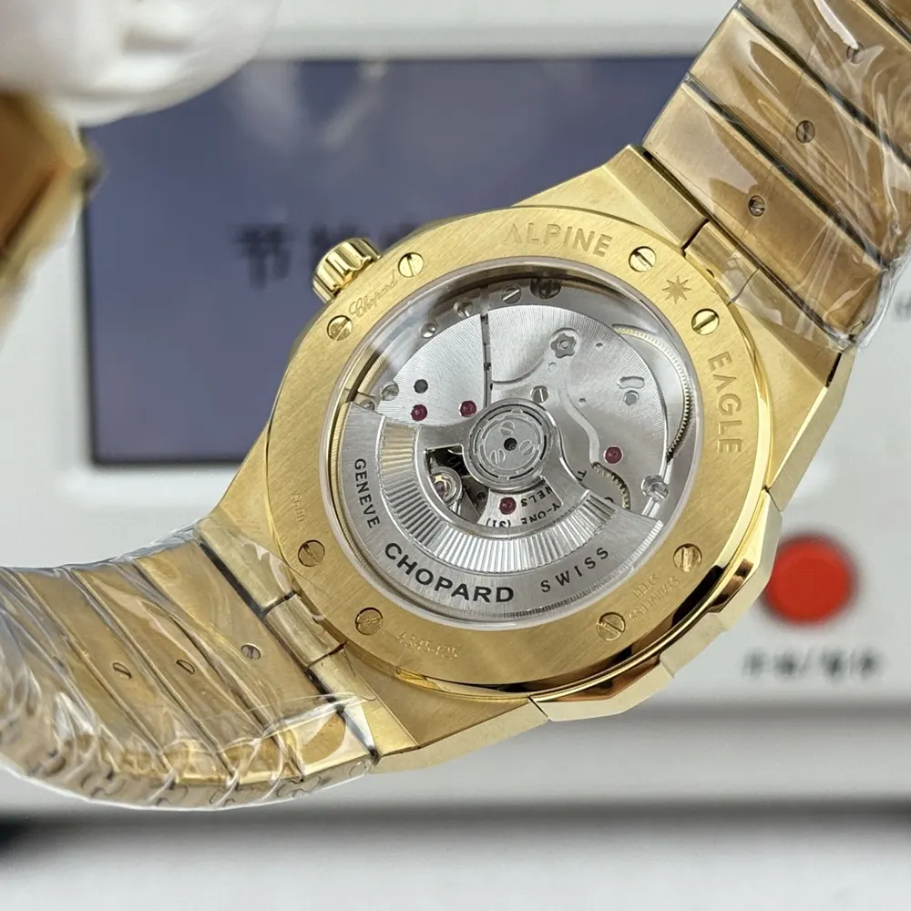 Chopard Men Alpine Eagle Summit Golden Peak in Yellow Gold and Gemstones (9)