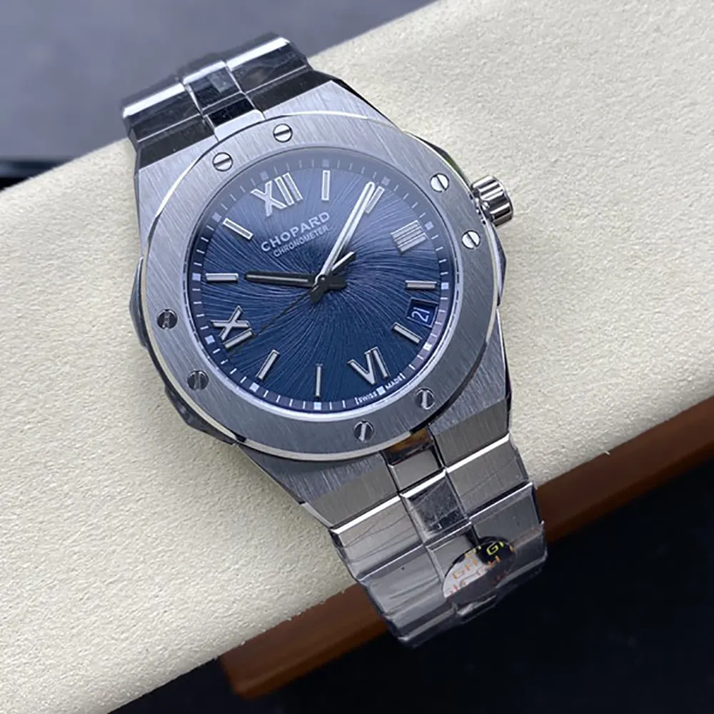 Chopard Men Chopard Alpine Eagle 41mm in Blue (5)