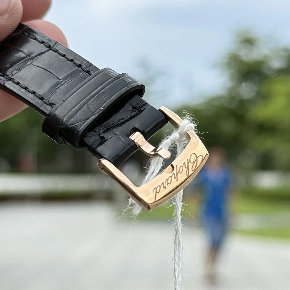 Chopard Women Happy Sport 36 mm in Rose Gold and Diamonds (10)