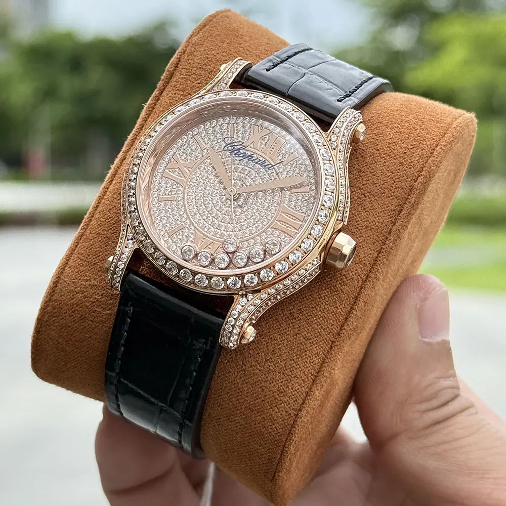 Chopard Women Happy Sport 36 mm in Rose Gold and Diamonds (3)