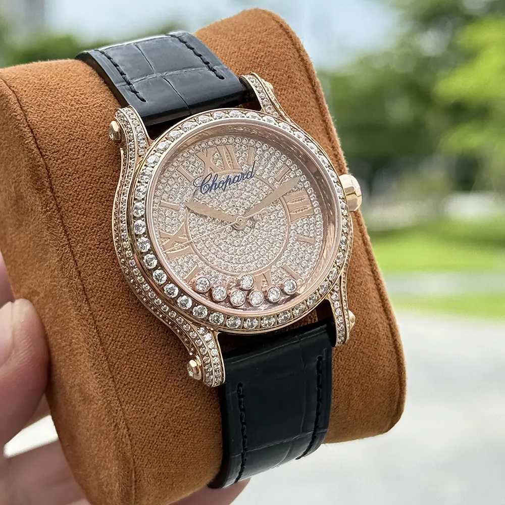 Chopard Women Happy Sport 36 mm in Rose Gold and Diamonds (5)