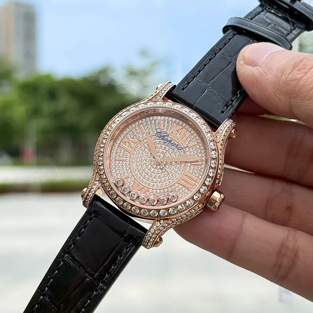 Chopard Women Happy Sport 36 mm in Rose Gold and Diamonds (6)