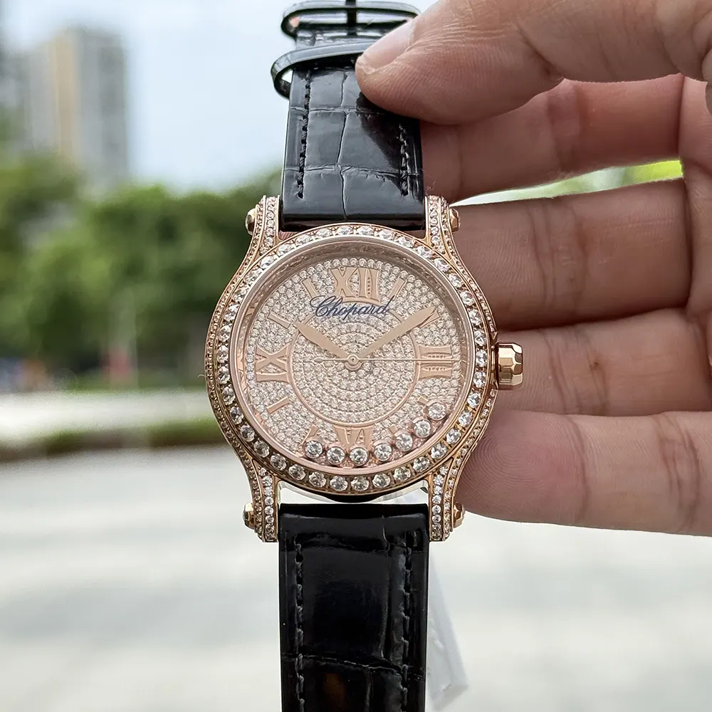 Chopard Women Happy Sport 36 mm in Rose Gold and Diamonds (7)
