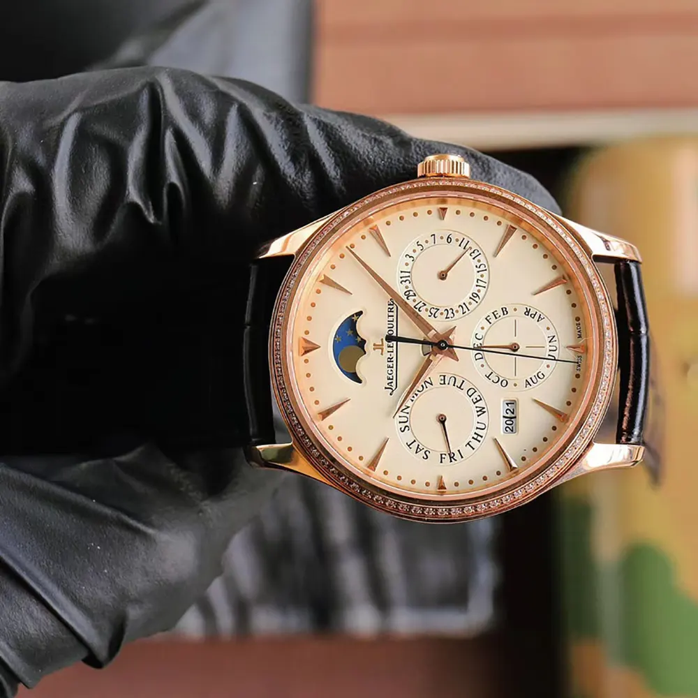 Jaeger LeCoultre Men Master Ultra Thin Perpetual Calendar 1302501 39mm in Pink Gold (3)