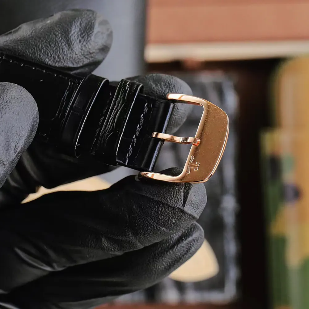 Jaeger LeCoultre Men Master Ultra Thin Perpetual Calendar 1302501 39mm in Pink Gold (7)