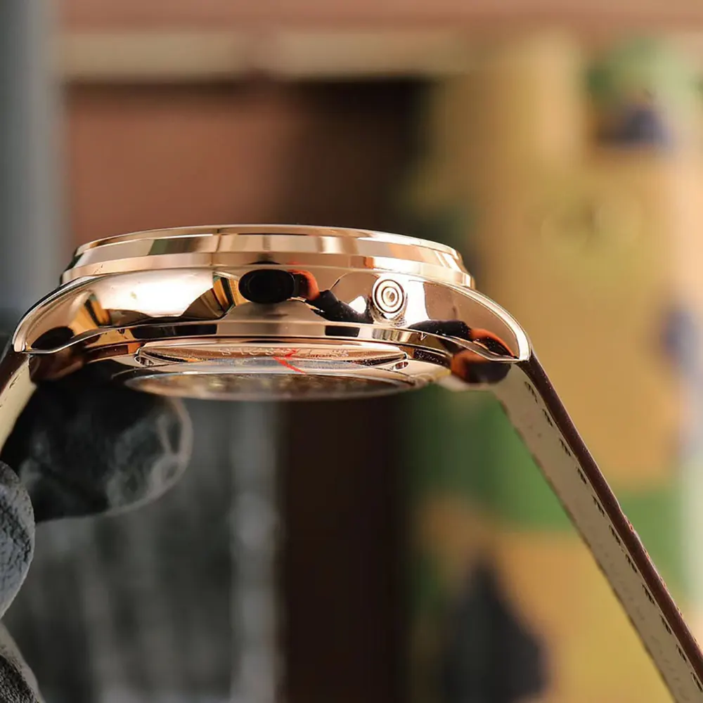 Jaeger LeCoultre Men Master Ultra-Thin Perpetual Calendar 39mm in Rose gold (5)