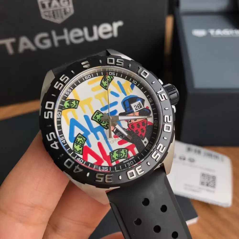 TAG Heuer Men Formula 1 Alec Monopoly Edition 41 mm in White (3)