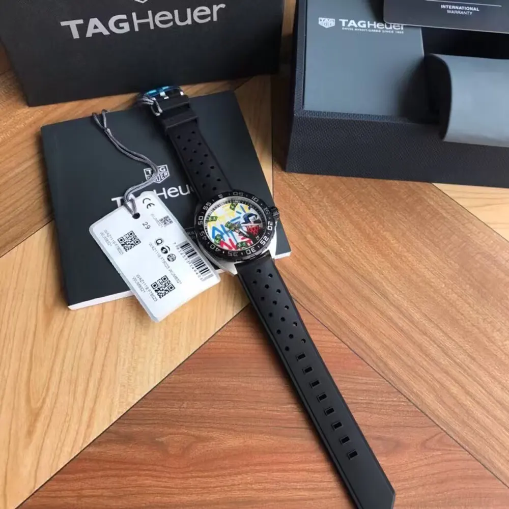 TAG Heuer Men Formula 1 Alec Monopoly Edition 41 mm in White (4)