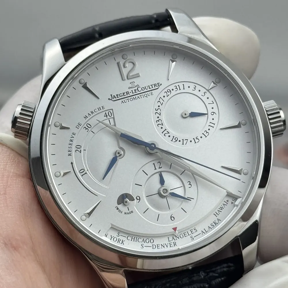 Jaeger-LeCoultre Men Master Control Geographic 40 mm in Silvered Grey (3)