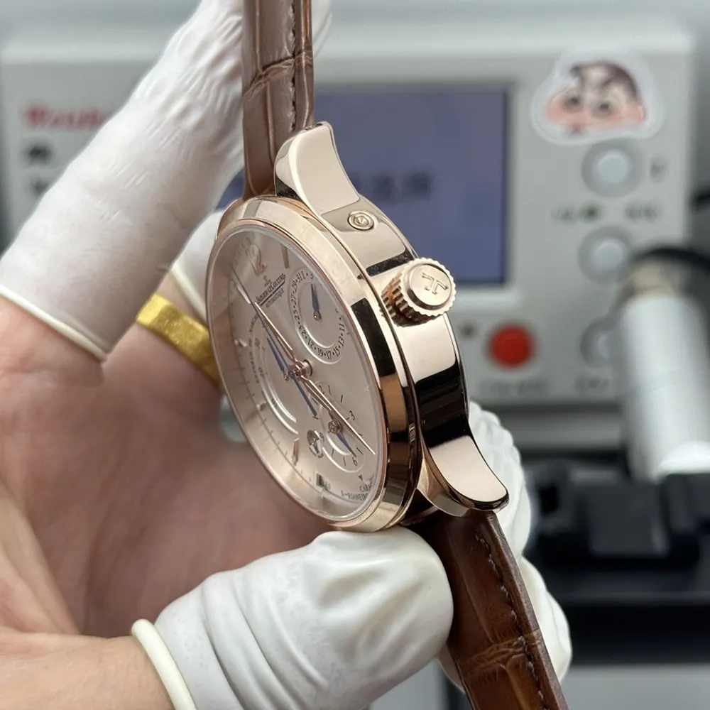 Jaeger-LeCoultre Men Master Geographic 39mm in Rose Gold (7)