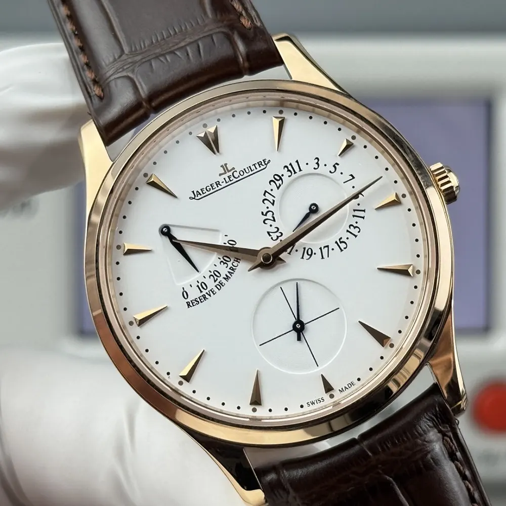 Jaeger-LeCoultre Men Master Ultra Thin Power Reserve in Pink Gold (5)