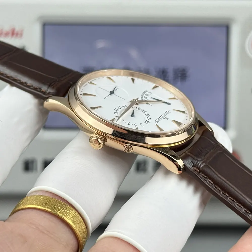 Jaeger-LeCoultre Men Master Ultra Thin Power Reserve in Pink Gold (8)