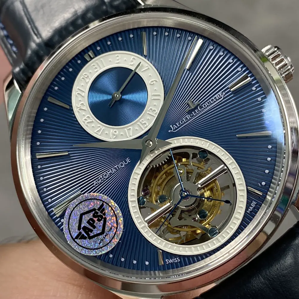 Jaeger-LeCoultre Men Master Ultra Thin Tourbillon in Blue (3)