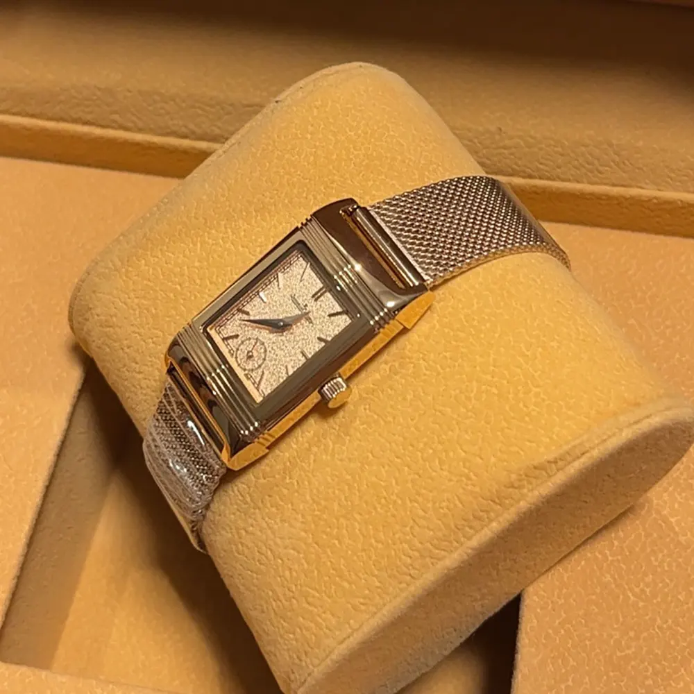 Jaeger-LeCoultre Women Reverso Tribute Monoface Small Seconds in Pink Gold (5)