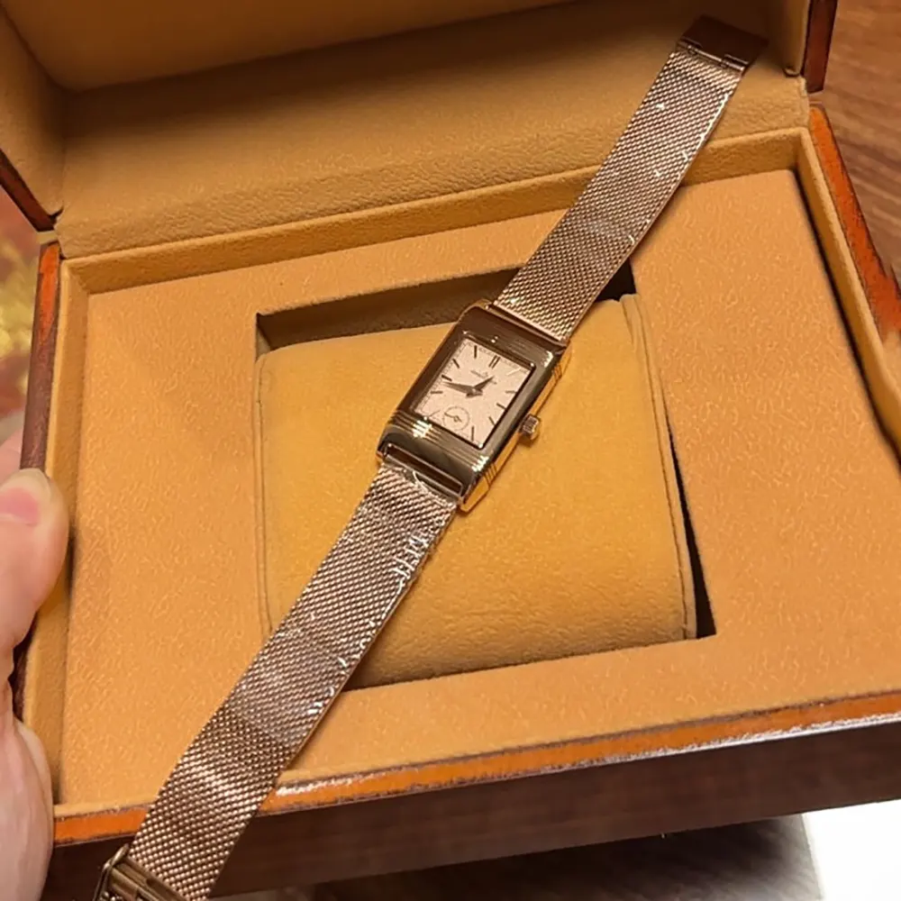 Jaeger-LeCoultre Women Reverso Tribute Monoface Small Seconds in Pink Gold (7)
